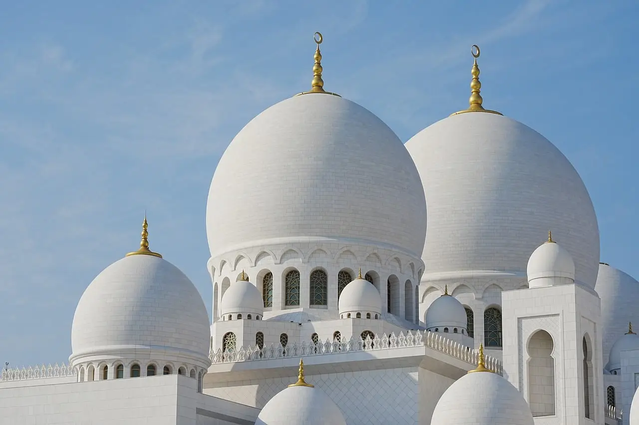 Abu Dhabi Announces GPA Foreign Graduates Must Have to Qualify for its 10-Year Golden Visa - Legit.ng