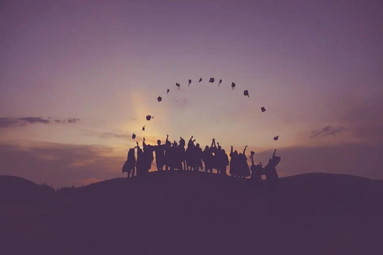 Abu Dhabi Sets Conditions High School Graduates Must Meet to Obtain 10-Year Golden Visa - Legit.ng